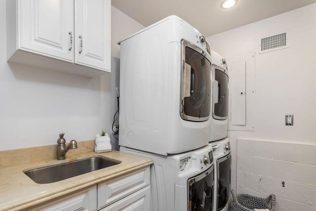 Mulholland Drive, 90068