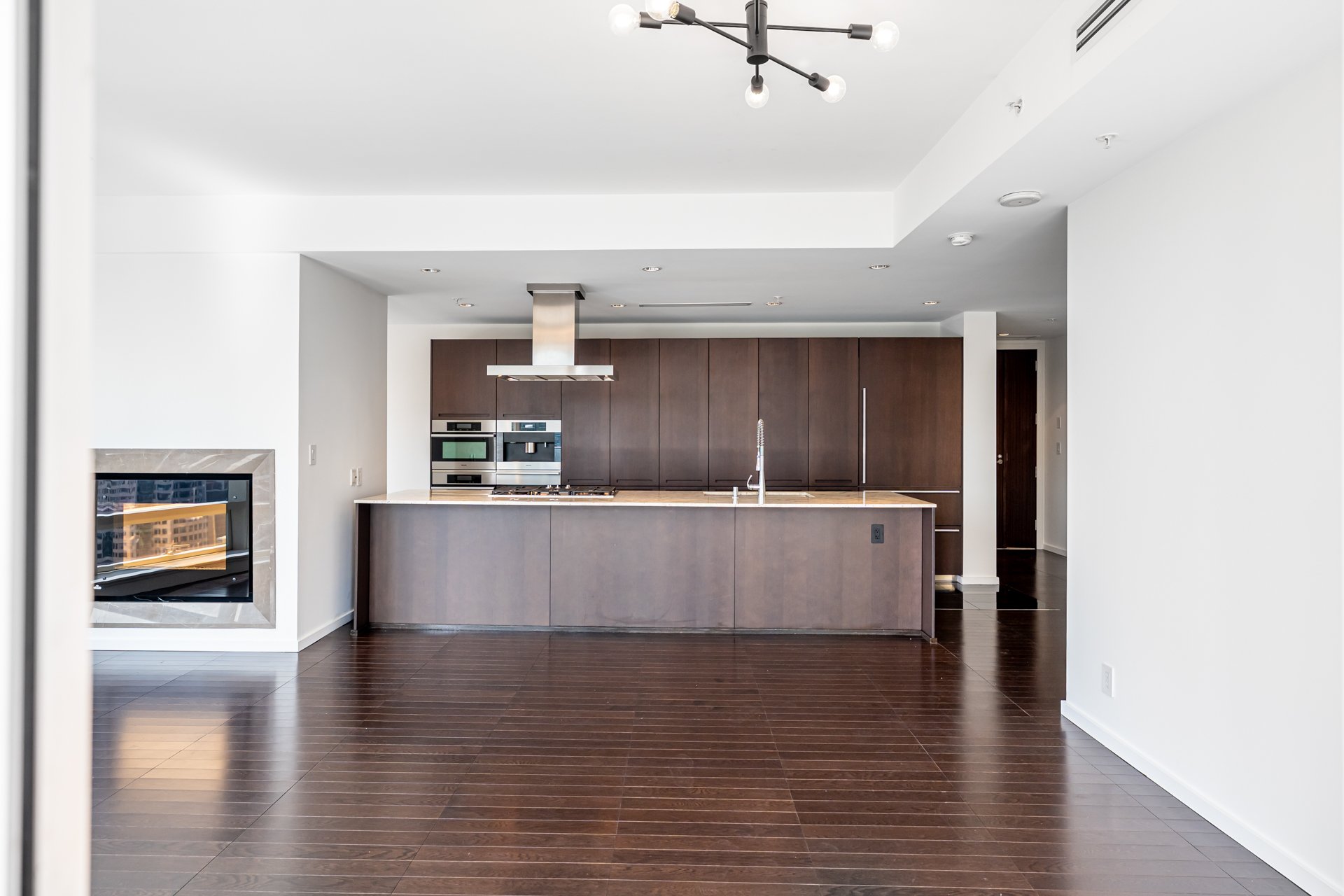 Suite 2001- 180 University Avenue