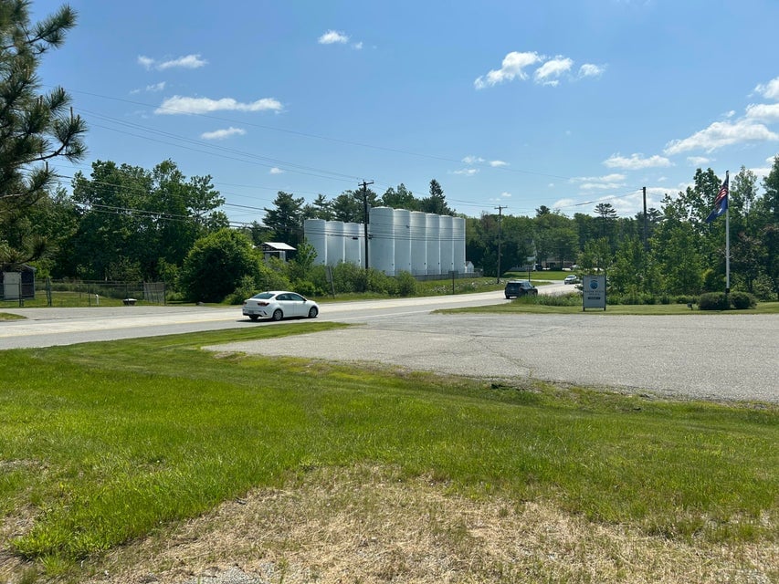 190 Bangor Road Ellsworth, ME 04605