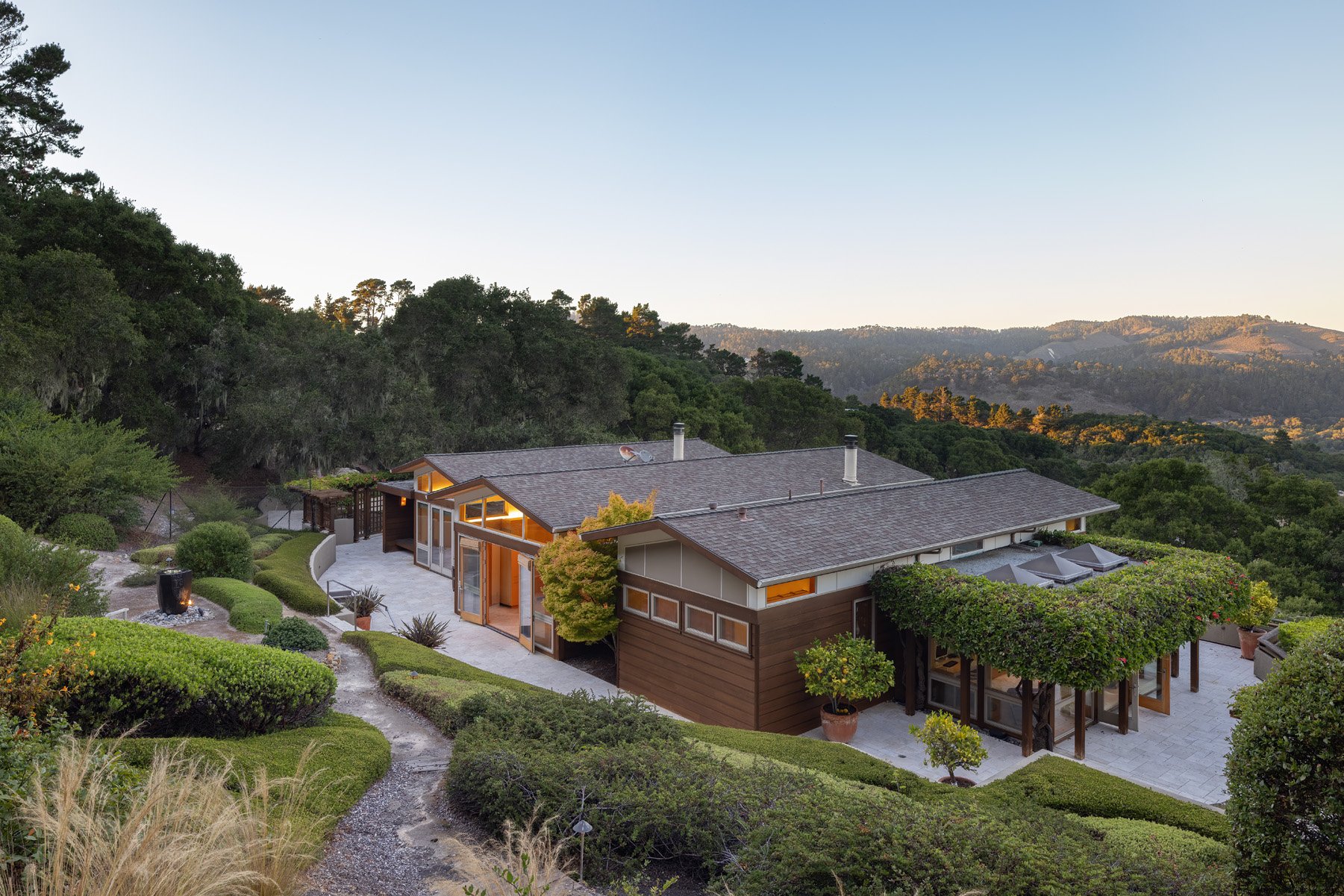 Where Modern Elegance Meets Coastal Serenity