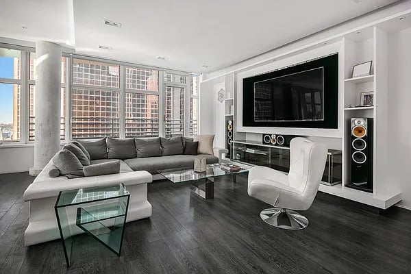 1600 Broadway Unit: PH1C