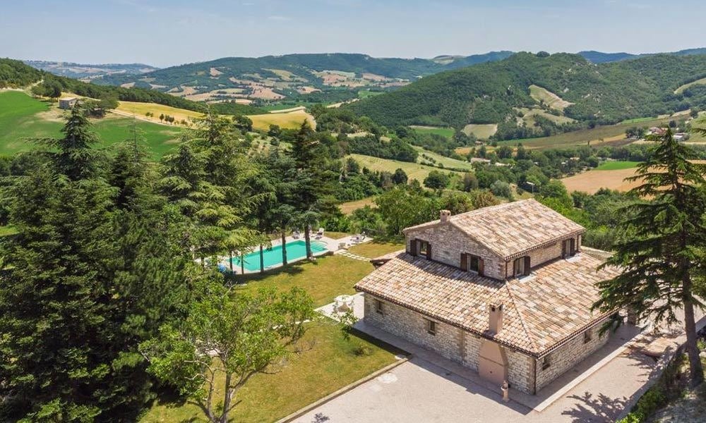 Beautiful Stone Farmhouse in Fossombrone