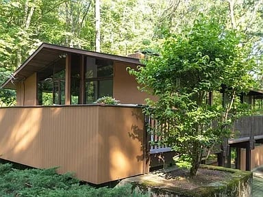 260 Annursnac Hill Rd