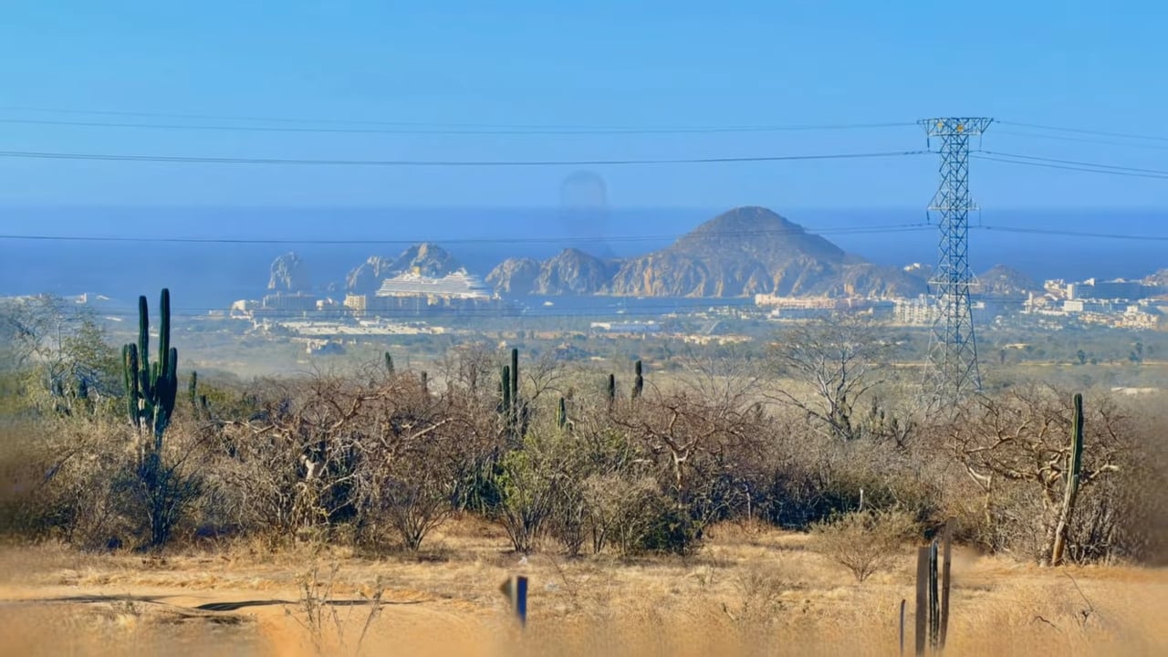 Excellent Investment Opportunity with Arch View