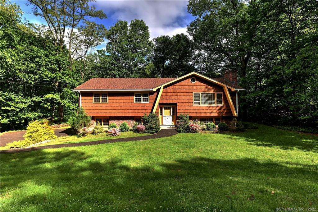 39 Spruce Hill Rd