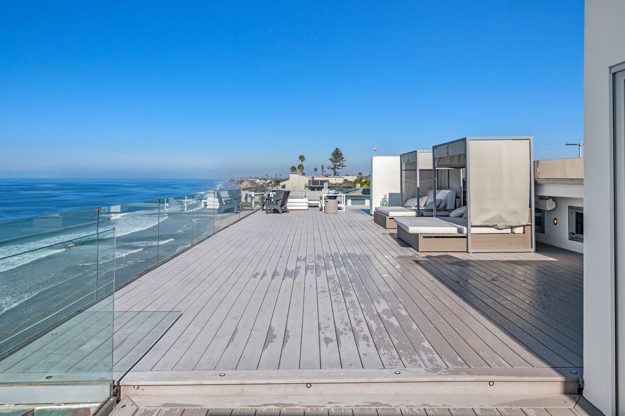 Encinitas Oceanfront Retreat
