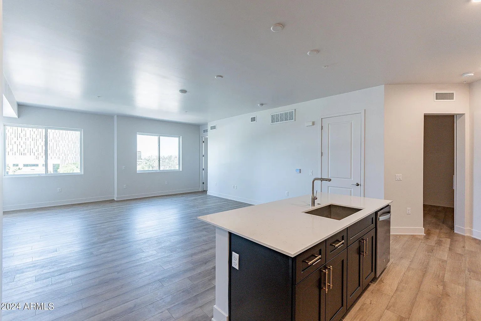 3131 N CENTRAL Avenue, 5012, Phoenix Unit: 5012