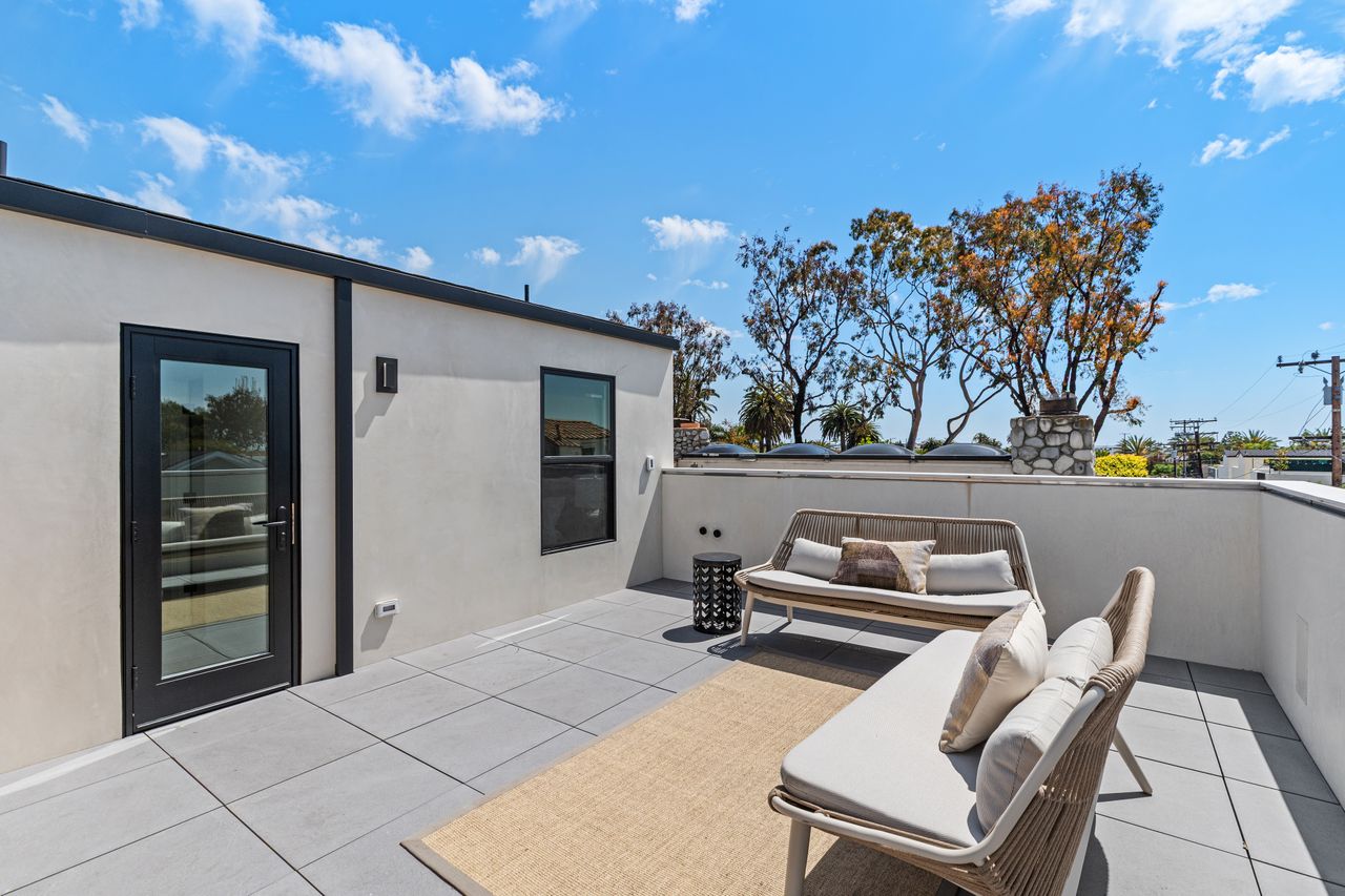 507 .5 Marguerite Avenue