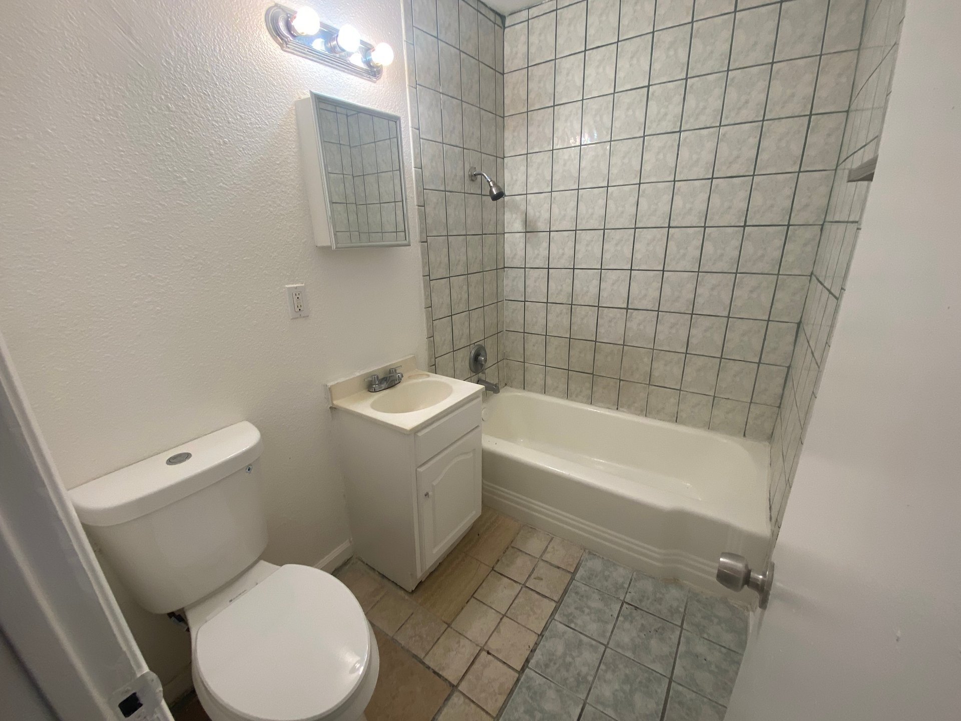 236 W Philadelphia Ave, Unit #4, Las Vegas, NV 89102