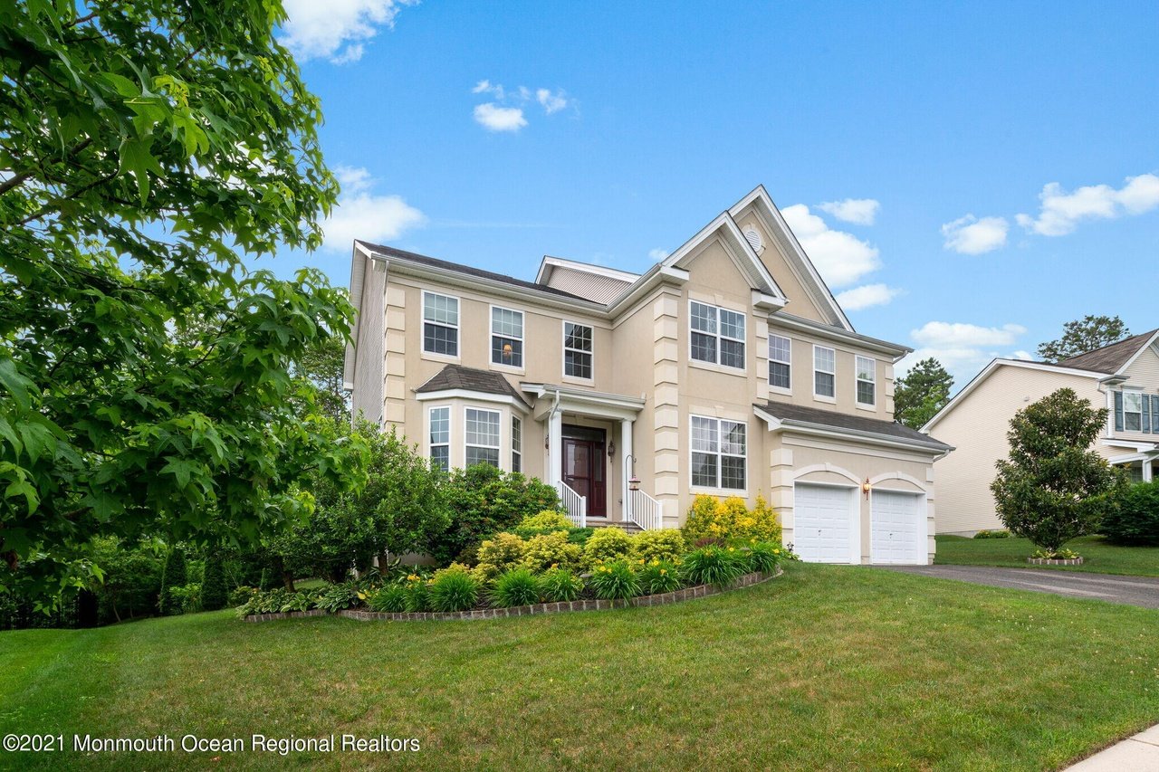 39 Freedom Hills Dr