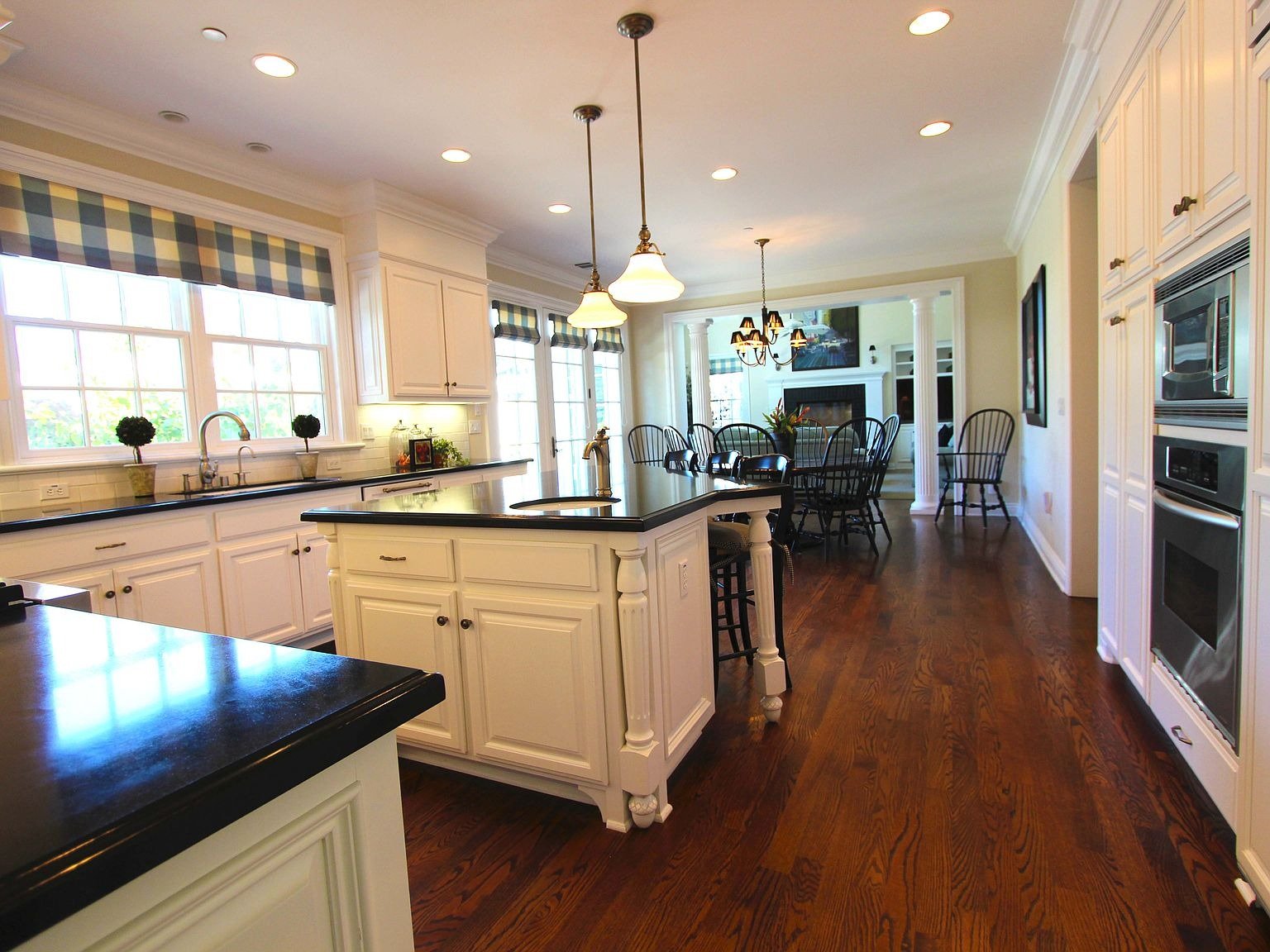 23 Sanford Ln