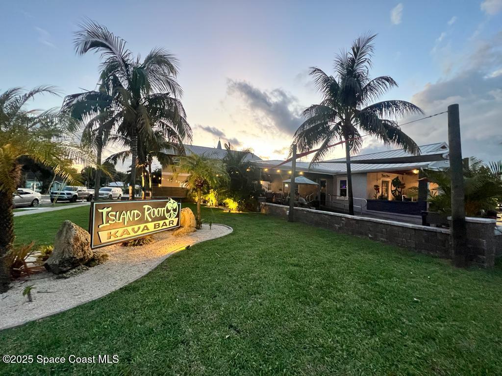 1296 Highland Ave