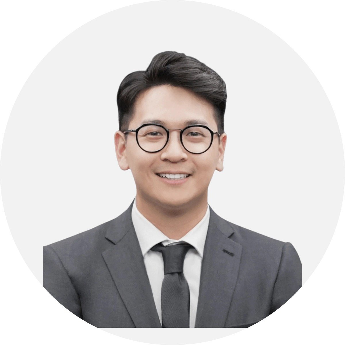 Eddie Hwang