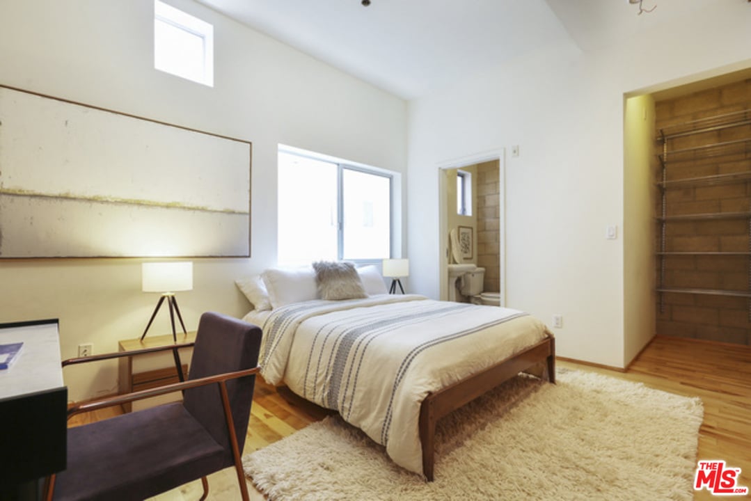 717 N Highland Ave, Unit 23