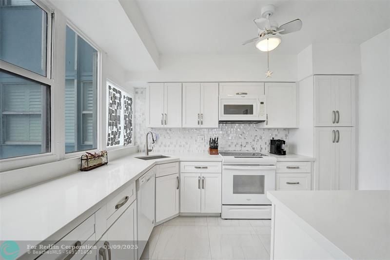 1900 S Ocean Dr, #301