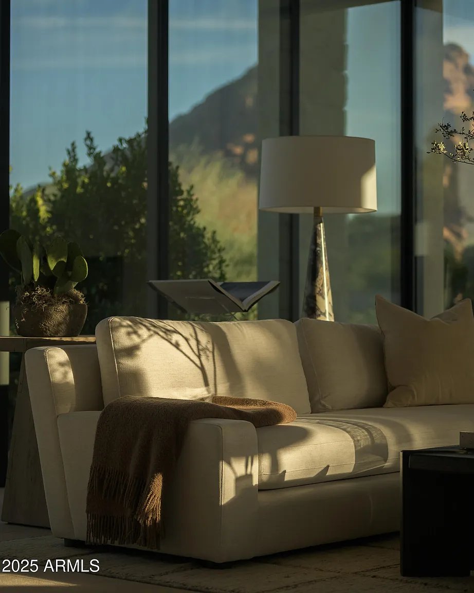 4510 E Maderos Del Cuenta Drive