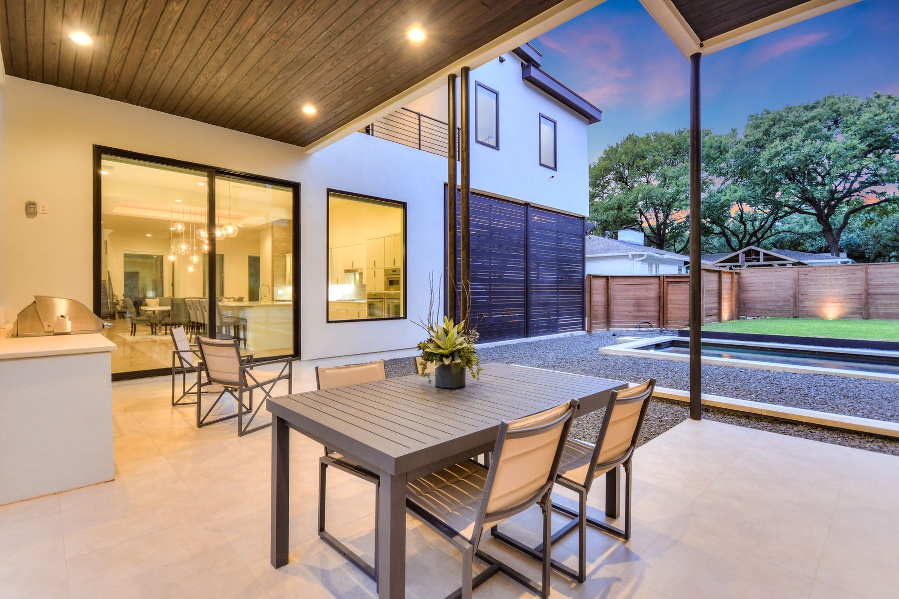 Reveille Modern