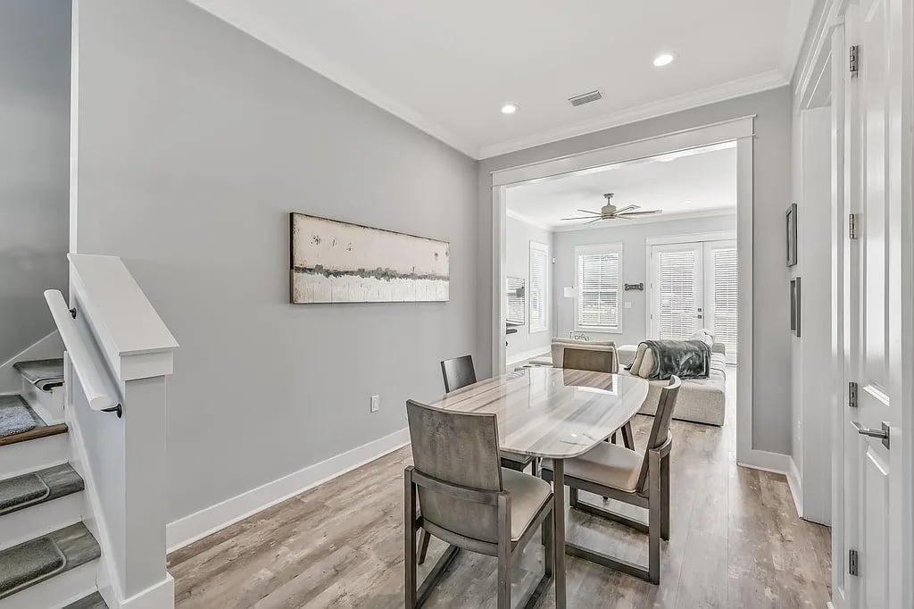 31 Rearden Way