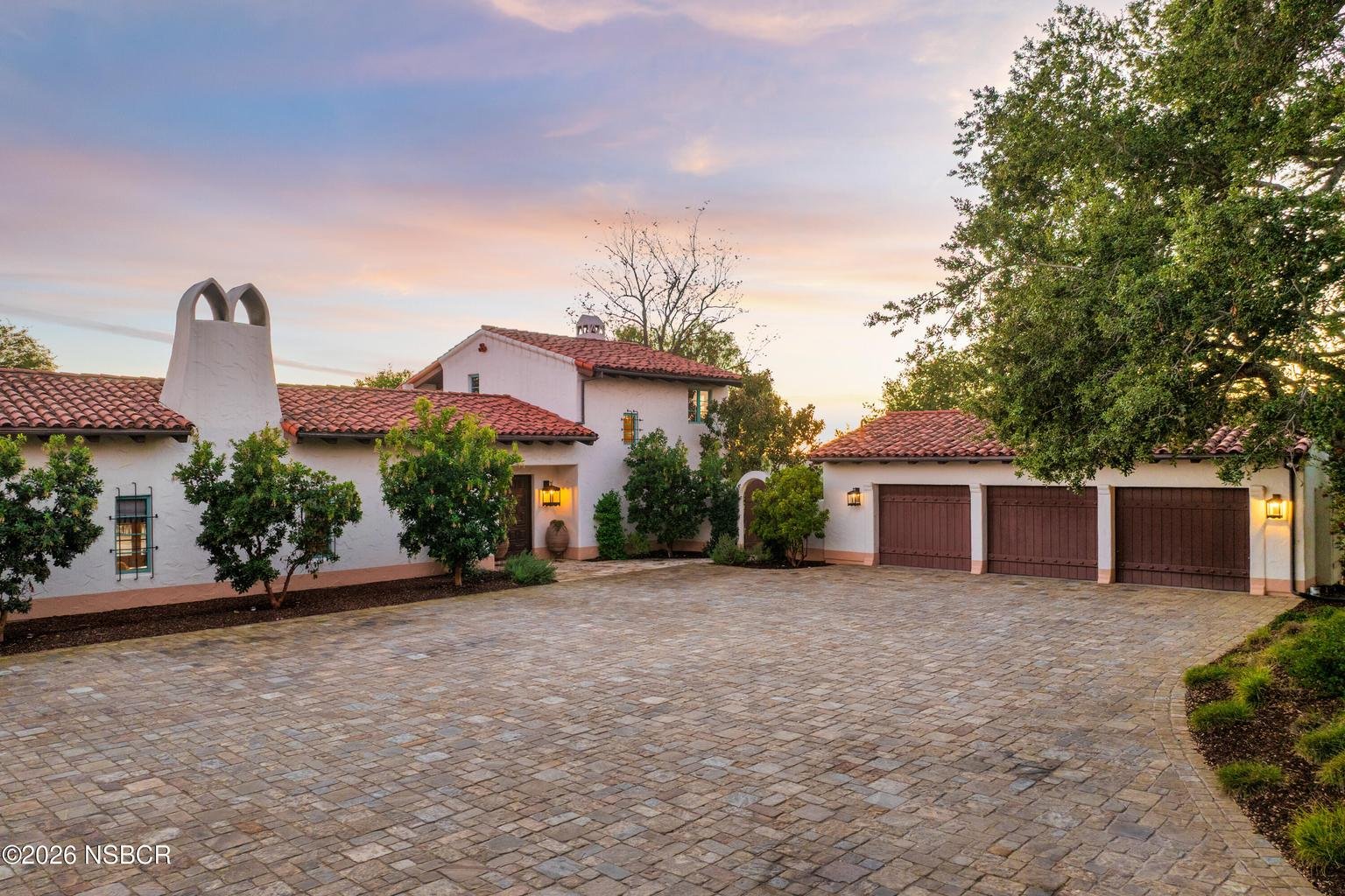 2830 Calzada Ave