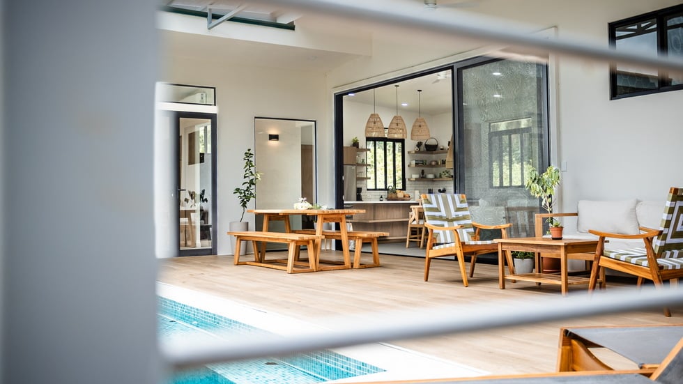 Luxury Riverfront Residence in Playa Dominical Walk to the Beach