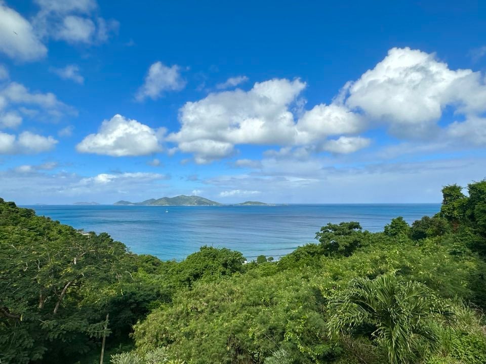 1047 Carrot Bay 3 Bedroom Apartment