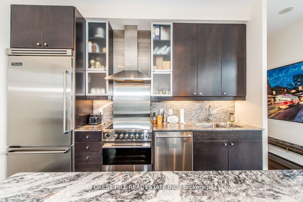 REFINED PENTHOUSE LIVING