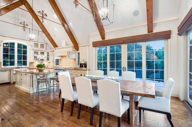 130 Wooded View Dr