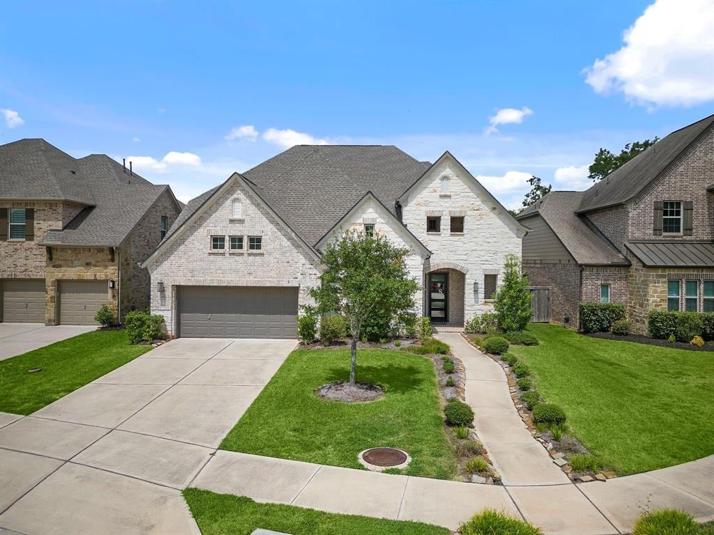 2406 Magnolia Mist Ct