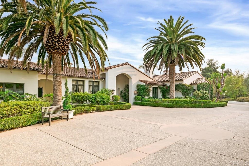 5450 San Elijo