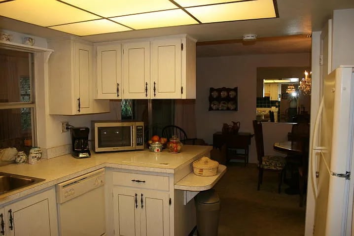 431 Wilma Cir
