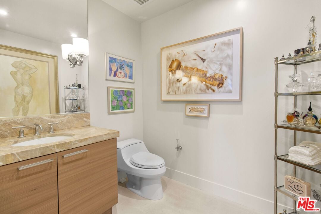 10776 Wilshire Blvd #2102