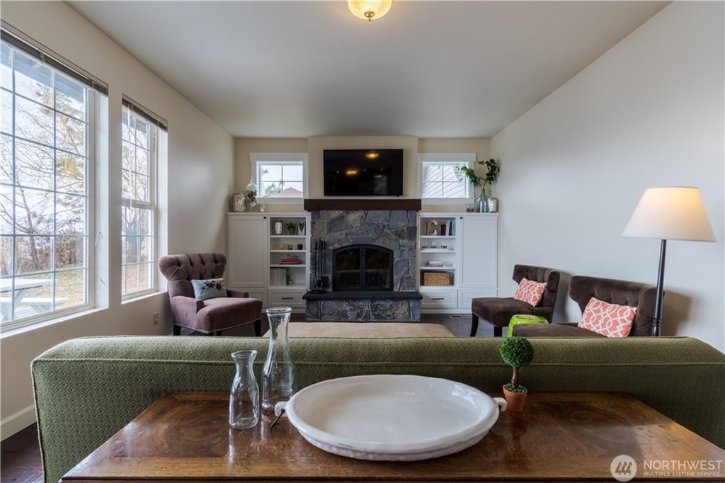 317 Highpoint Place