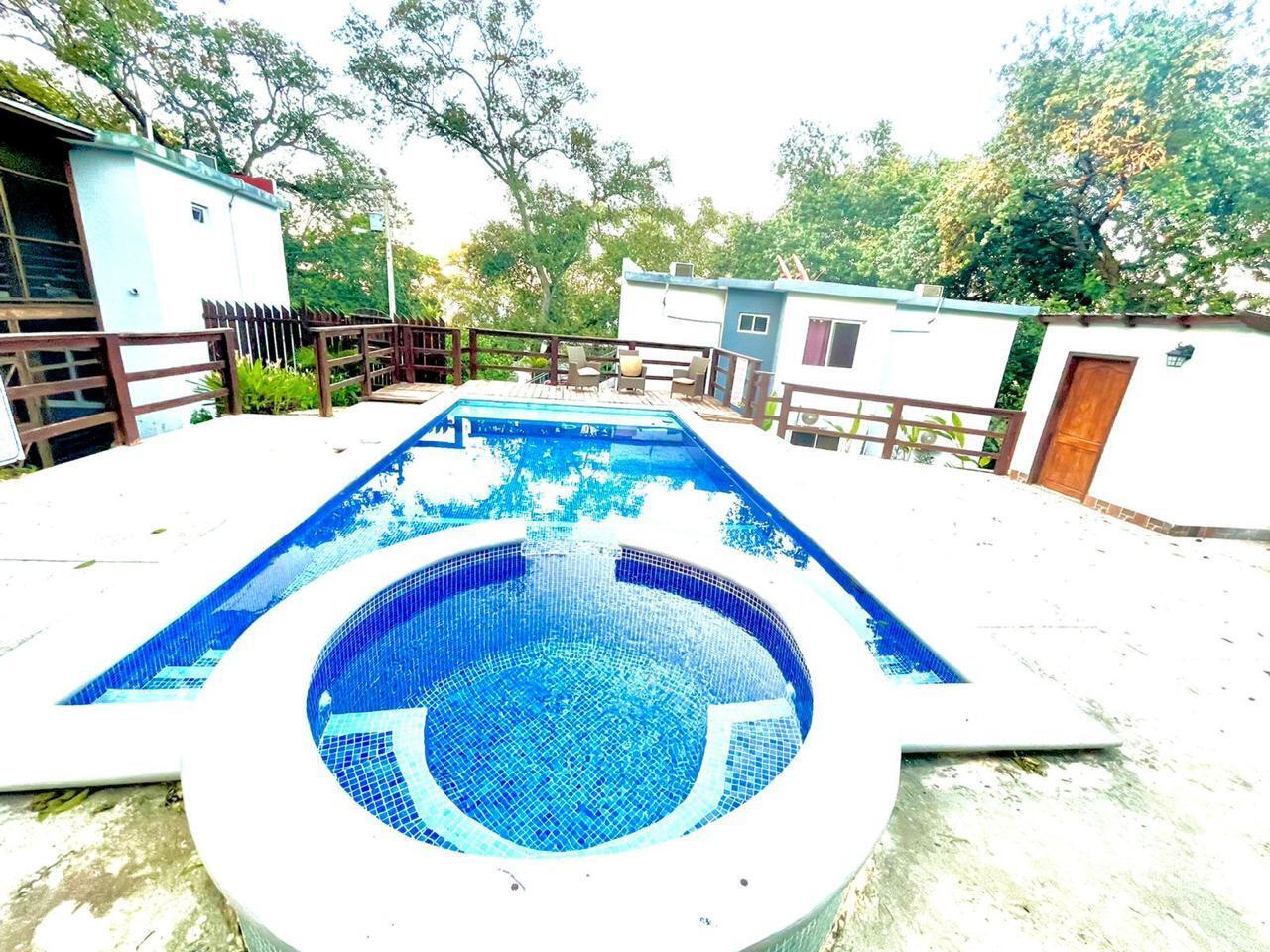 3-D Condo, Ludy’s Village