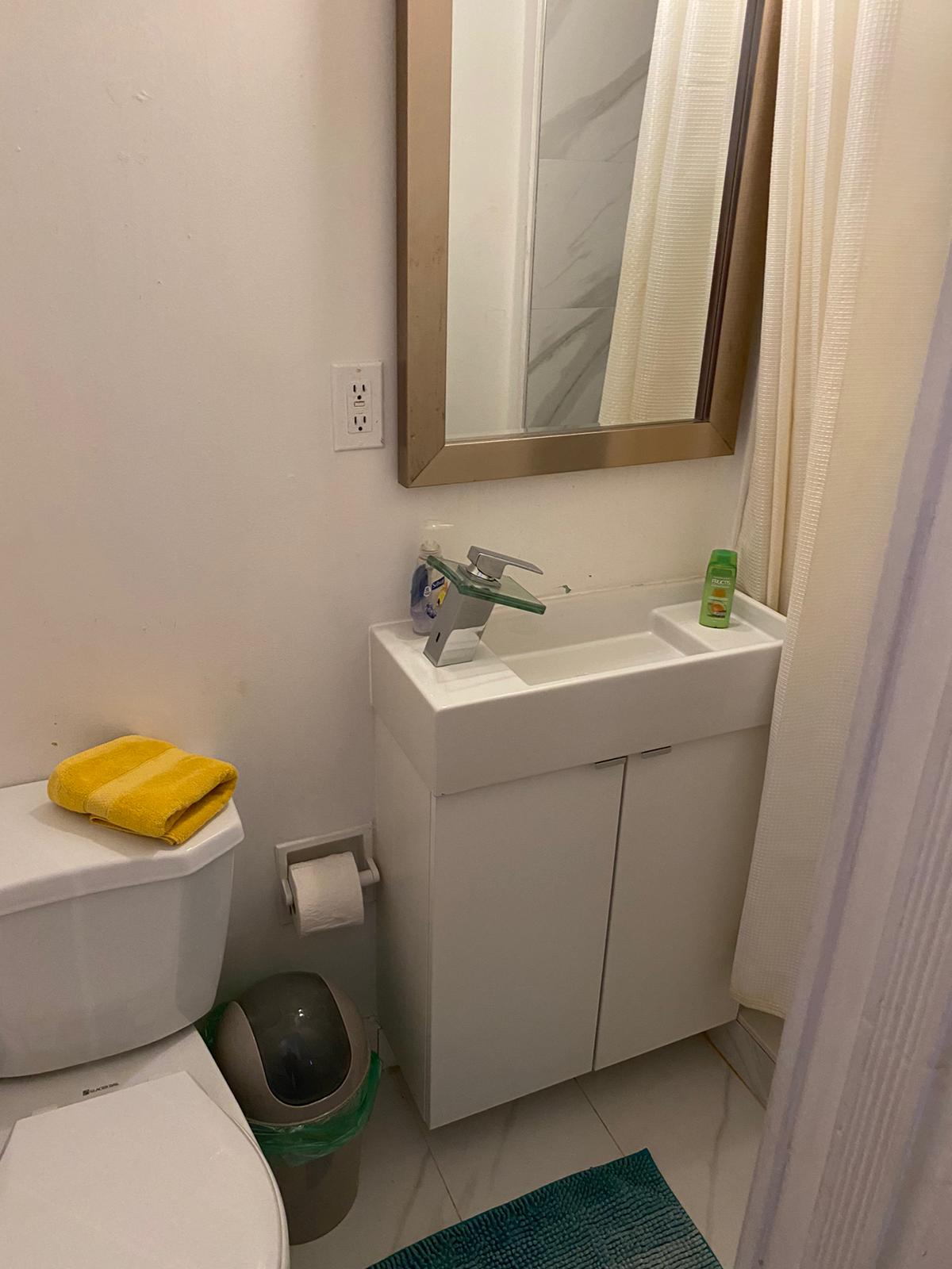 316 Queen St E Unit: 314