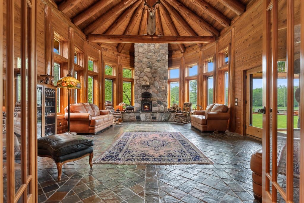 2499 E. Saint Ignace Rd