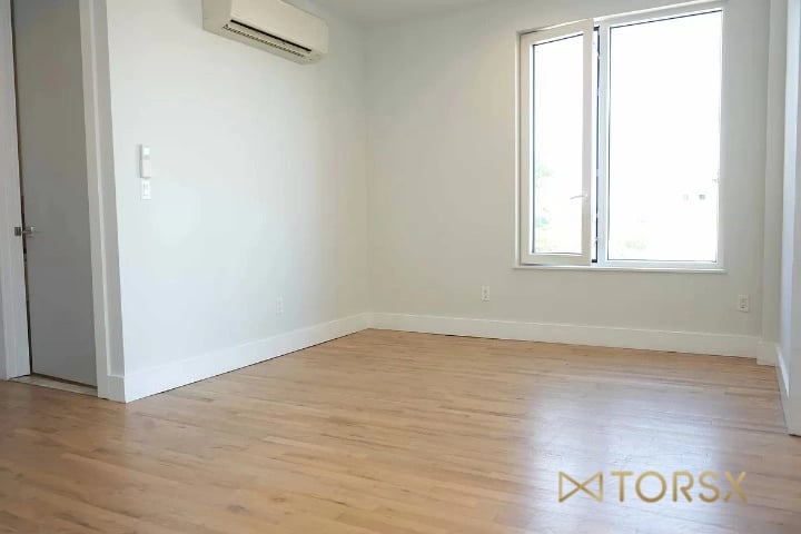 3013 Barker Avenue 2