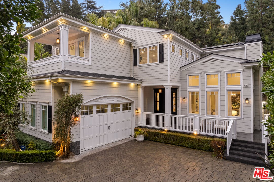 Luminor Heights, Laurel Canyon Blvd, 90046