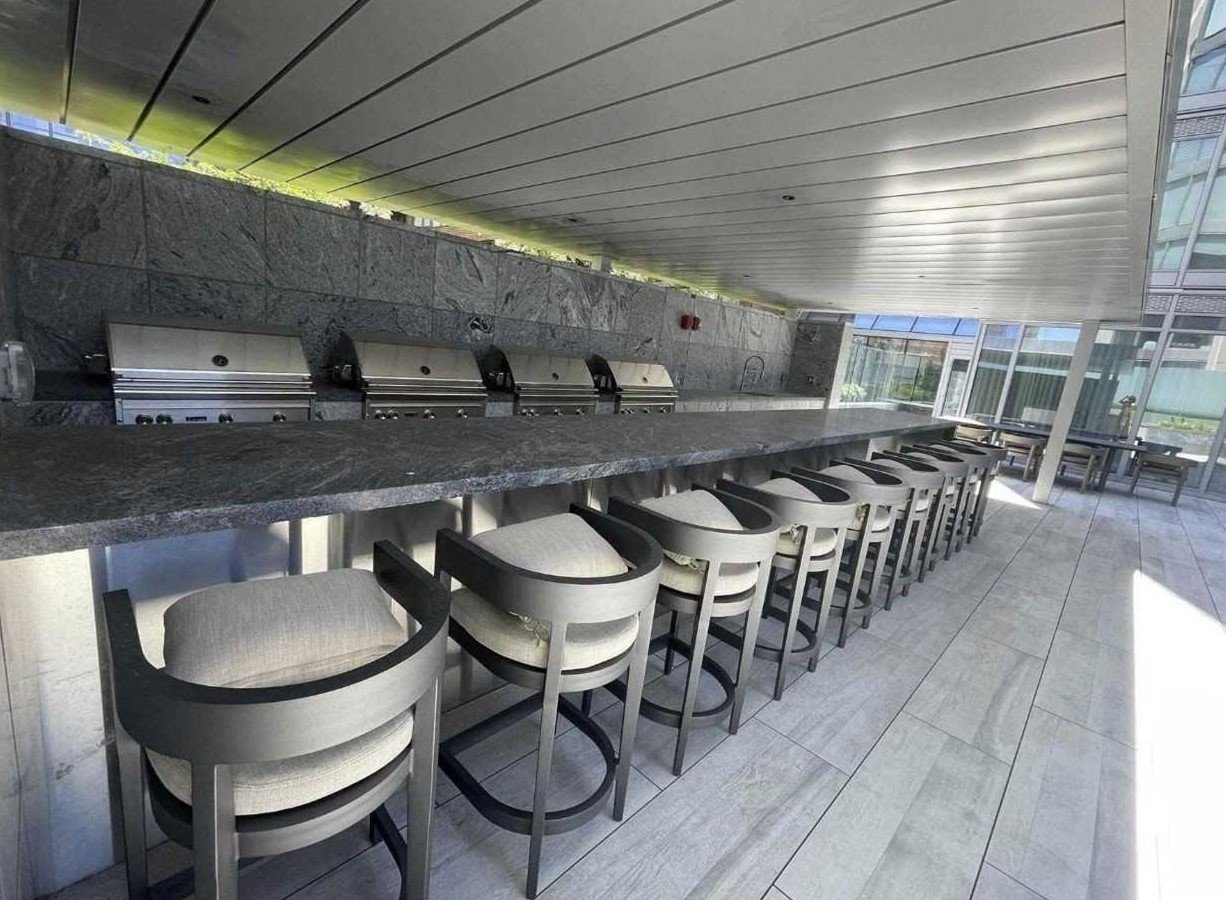 Cumberland Tower Suite 1812