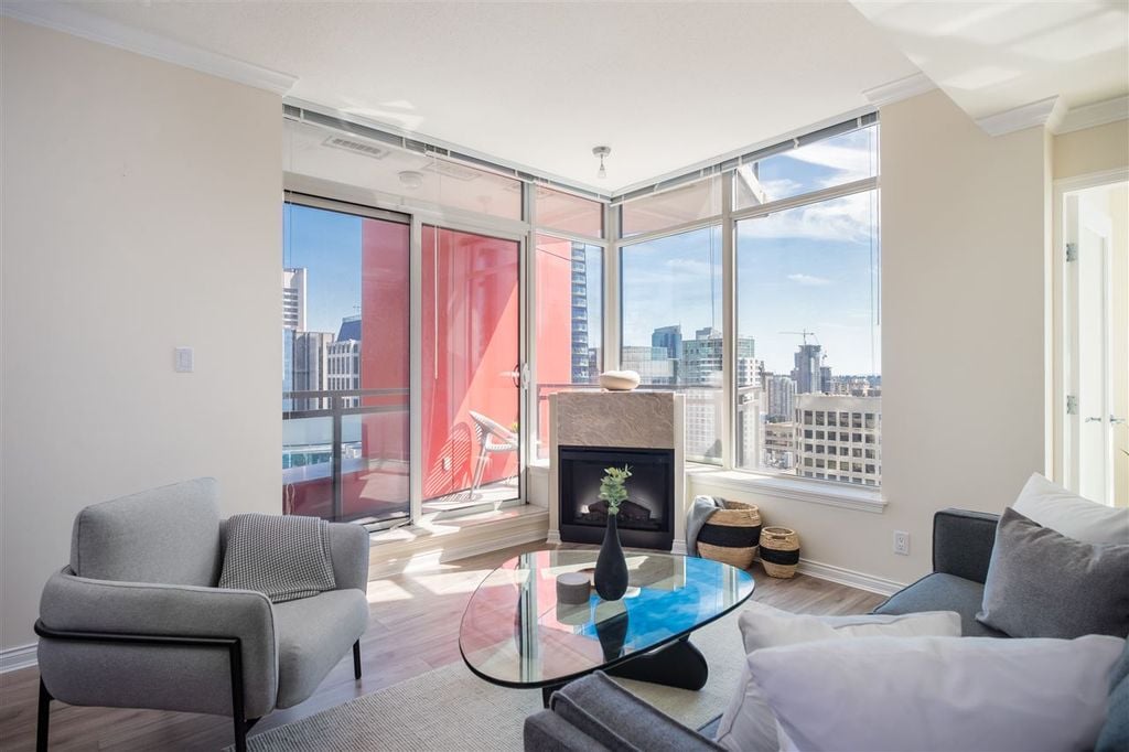 1211 Melville St, #3201