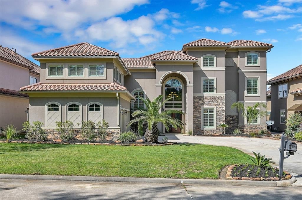 14710 Paradise Oak Dr
