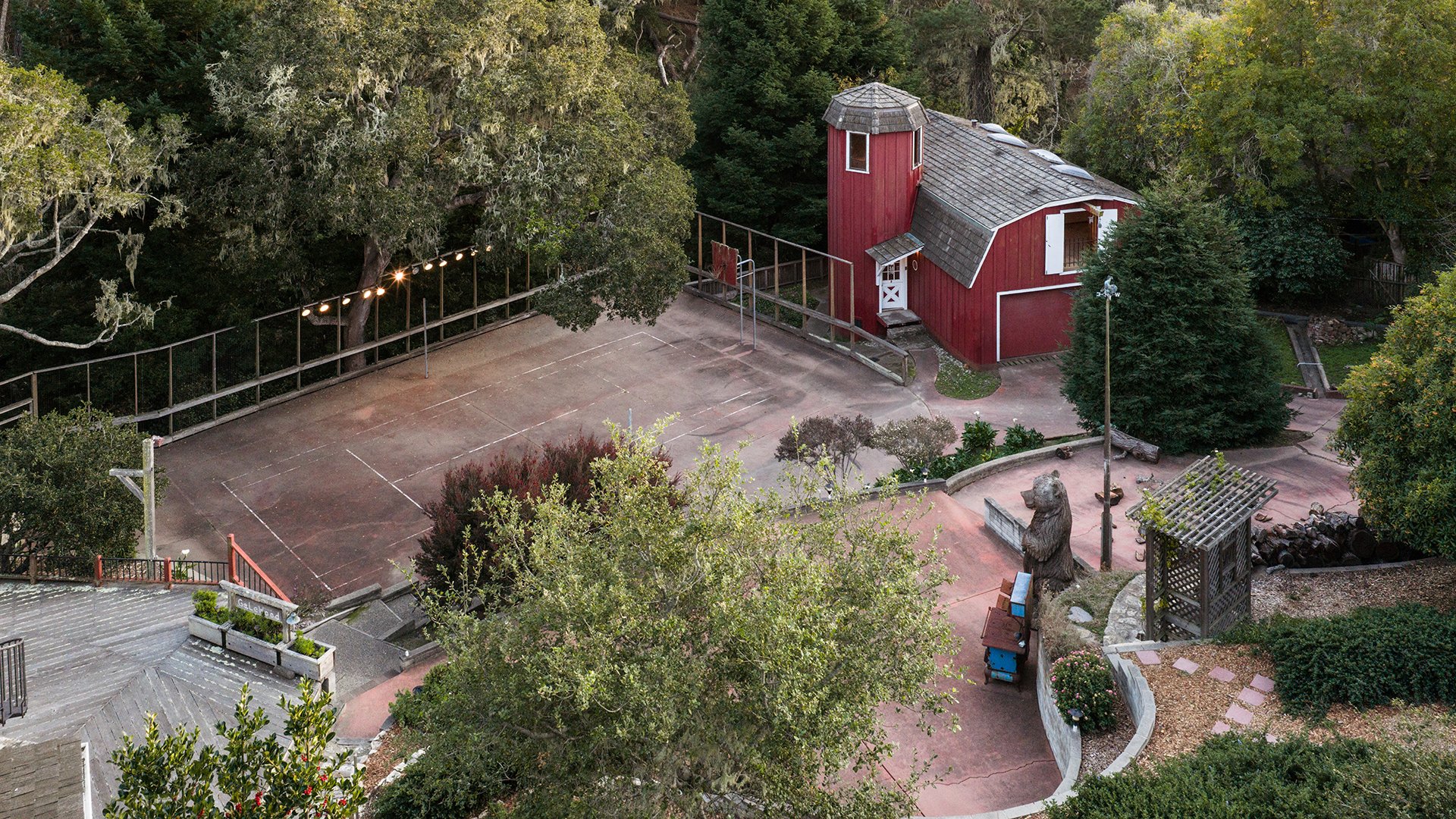 Galewood - Charming Carmel Compound