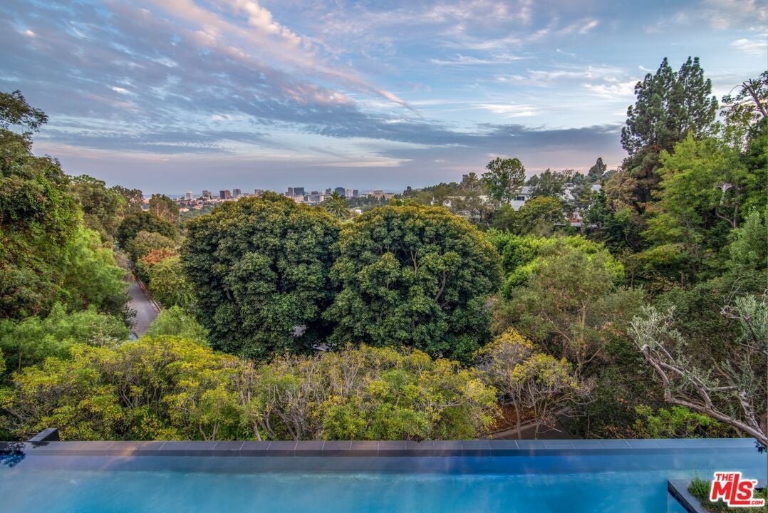 675 Perugia Way, Bel Air