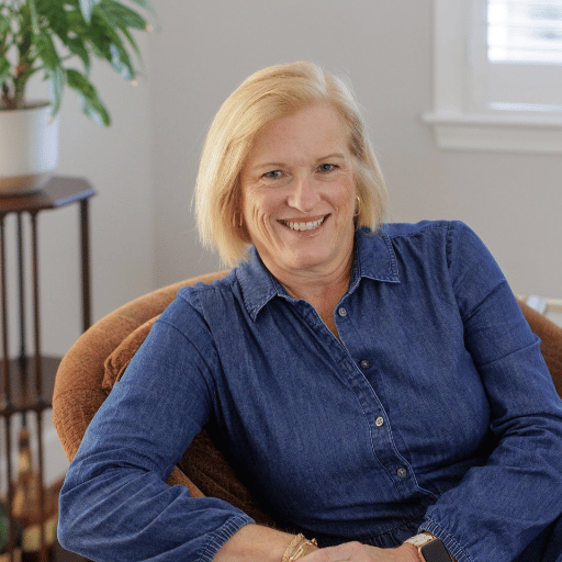 Jane Talks About Chain Bridge Forest Neighborhood