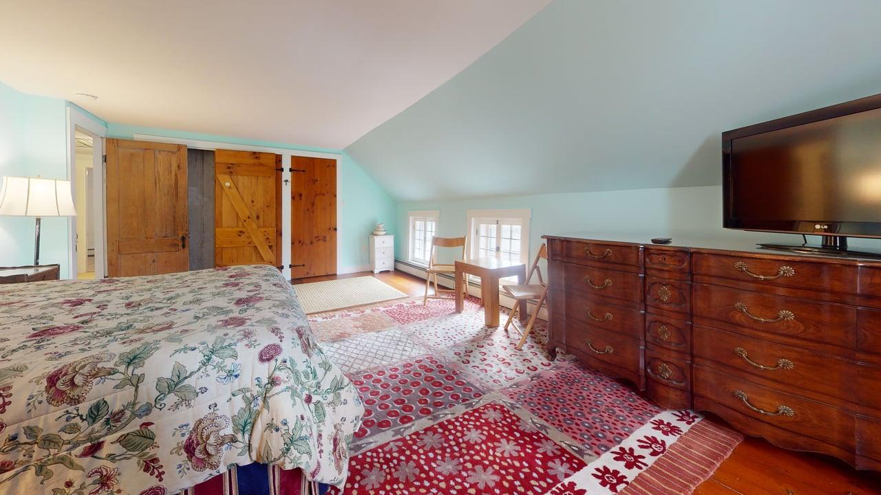 Sweet Berry Farm Winter Rental