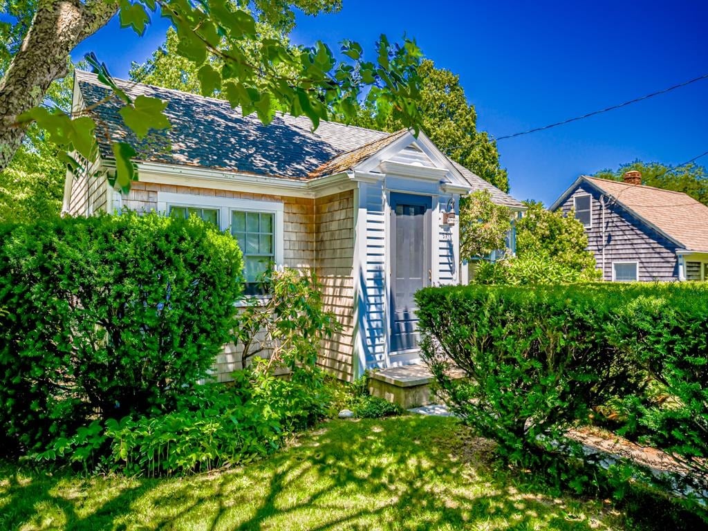51 West Tisbury Rd