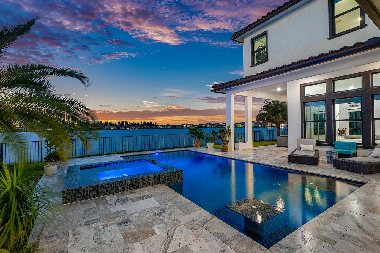 Parkland Bay