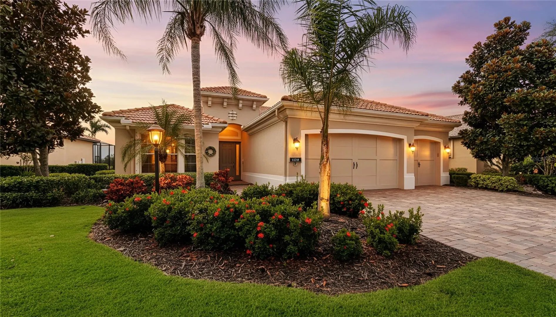 14718 SECRET HARBOR PL