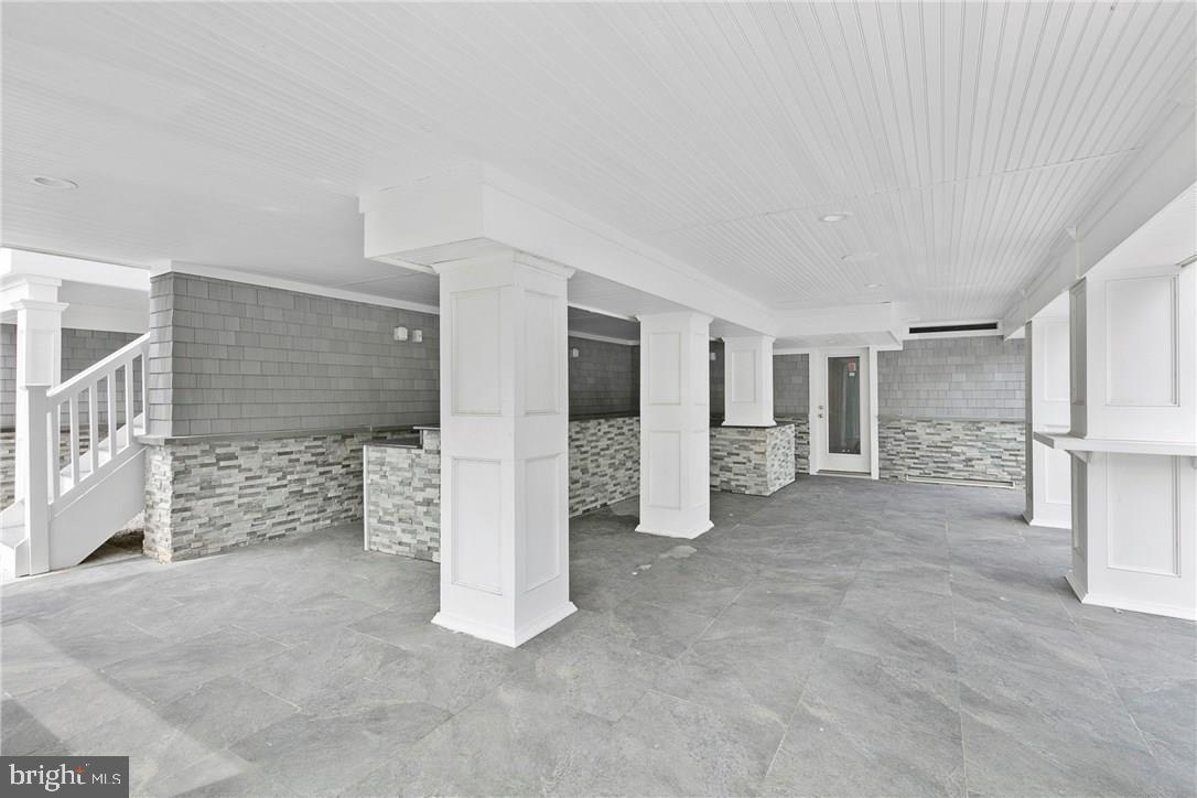 25 Long Beach Blvd, #A