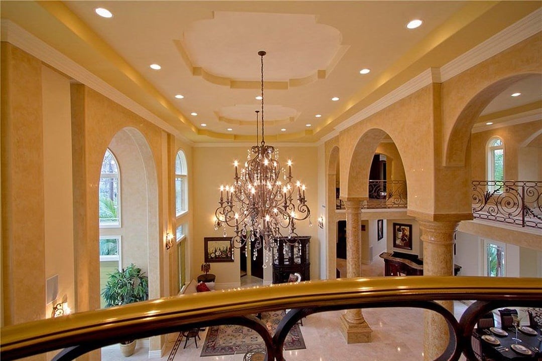 House Lumina