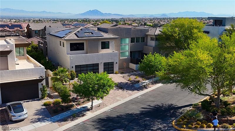 2790 La Bella Ct